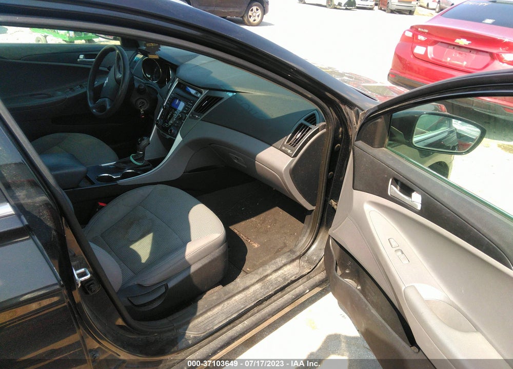 2013 HYUNDAI SONATA VIN: 5NPEB4AC5DH742029