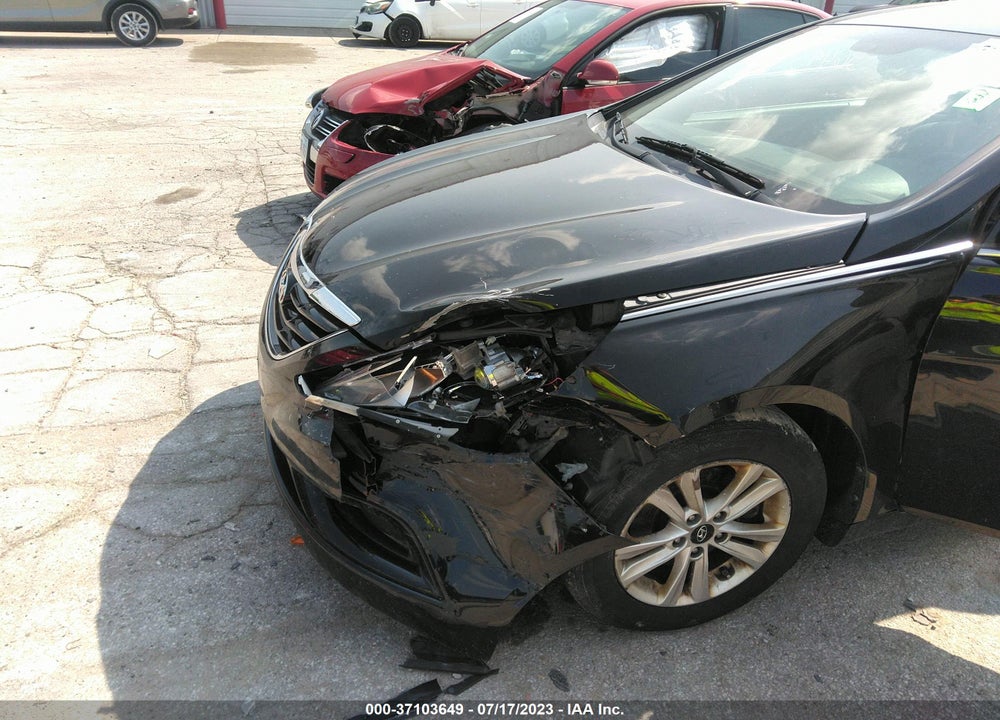 2013 HYUNDAI SONATA VIN: 5NPEB4AC5DH742029