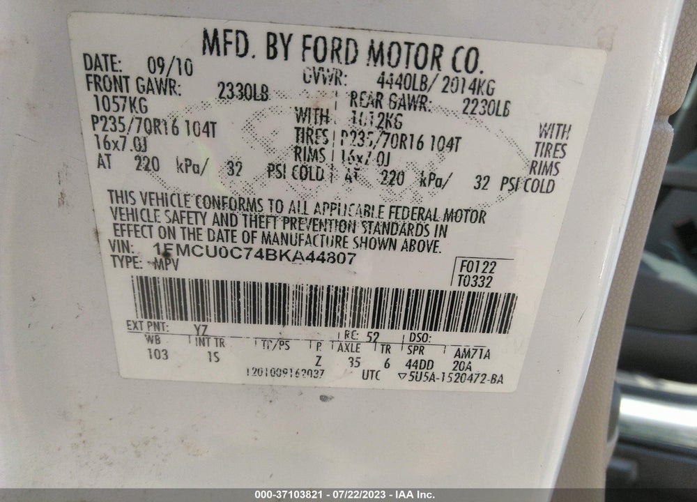 2011 FORD ESCAPE XLS VIN: 1FMCU0C74BKA44807