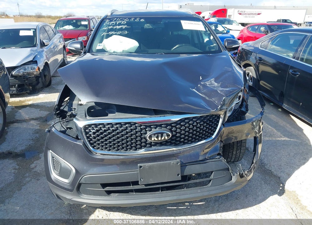 2016 KIA SORENTO 2.4L LX VIN: 5XYPGDA37GG169768