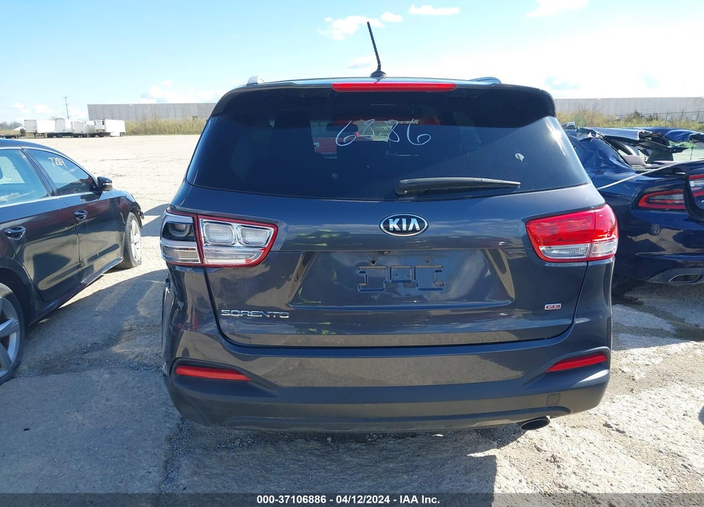 2016 KIA SORENTO 2.4L LX VIN: 5XYPGDA37GG169768