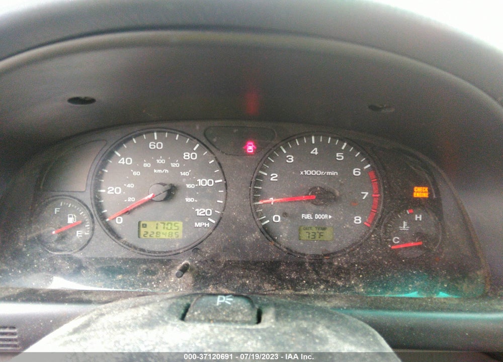 2001 SUBARU FORESTER L VIN: JF1SF63581H746125