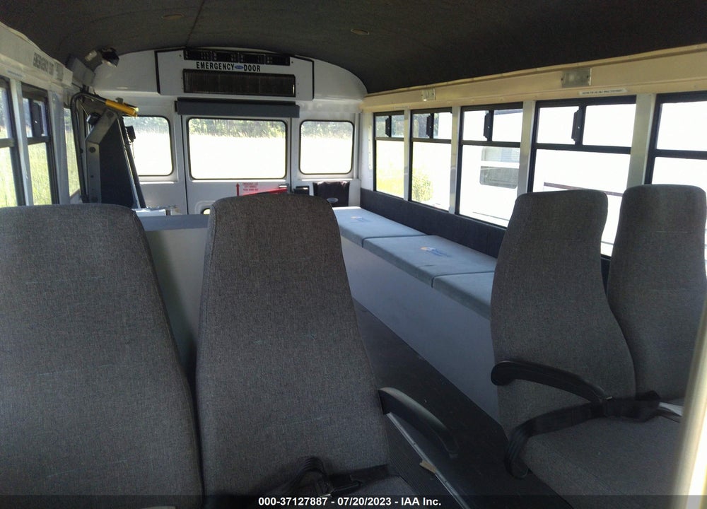 2007 CHEVROLET EXPRESS CUTAWAY WORK VAN VIN: 1GBJG31U071175375