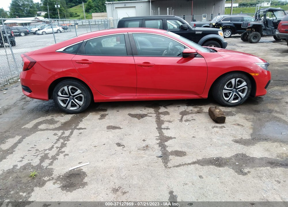 2018 HONDA CIVIC LX VIN: 2HGFC2F56JH529466