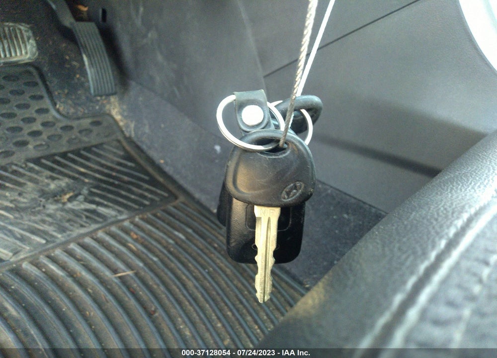 2009 HYUNDAI SONATA SE VIN: 5NPEU46C49H508880