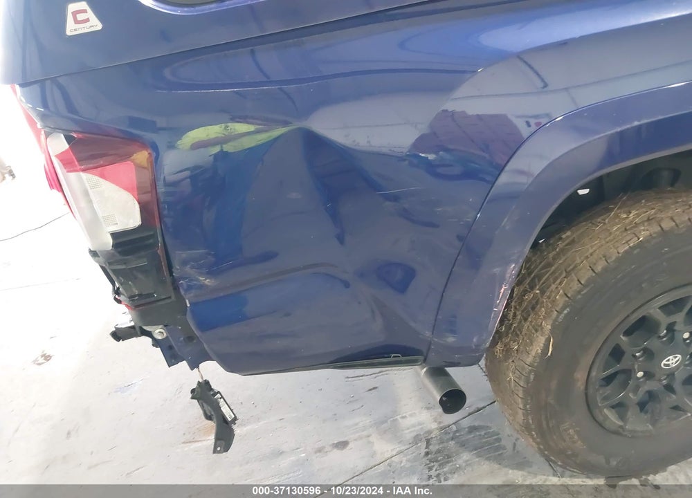 2022 TOYOTA TACOMA SR5 V6 VIN: 3TYCZ5AN9NT071992