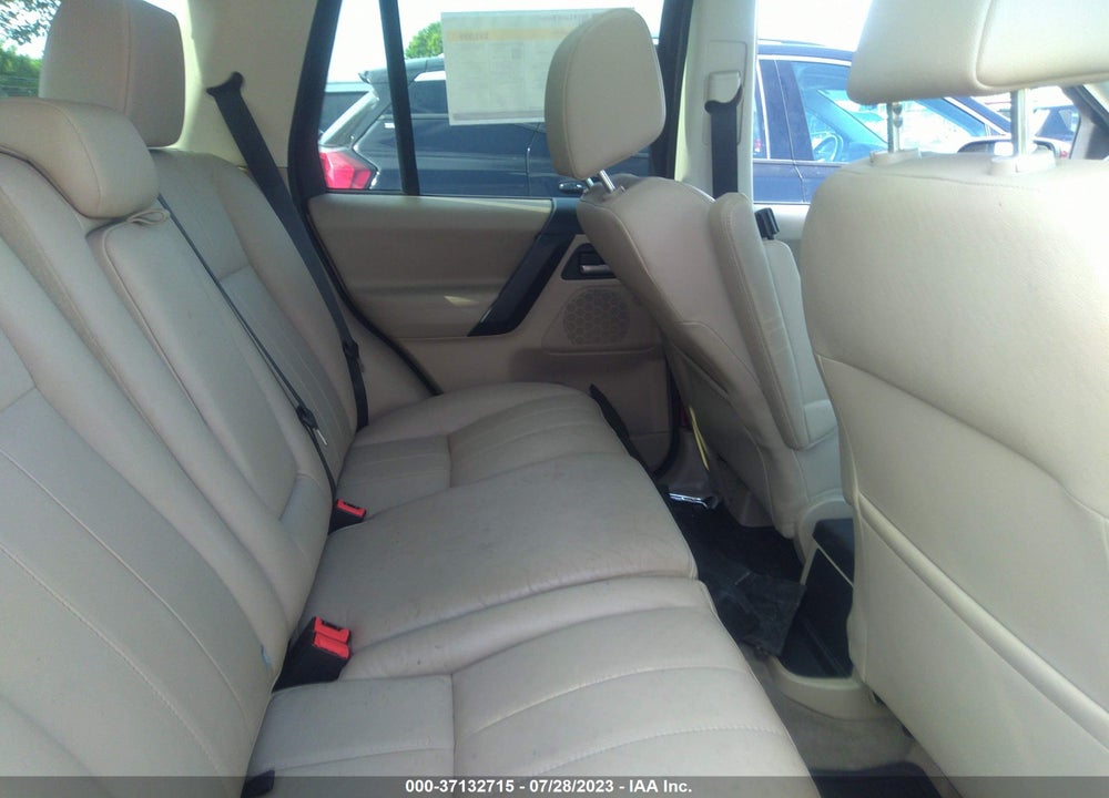 2014 LAND ROVER LR2 VIN: SALFR2BG1EH411057