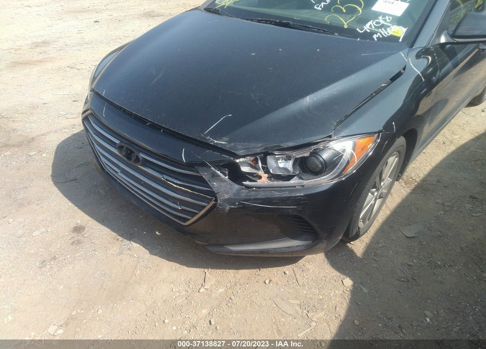 2018 HYUNDAI ELANTRA SEL VIN: 5NPD84LF7JH251104