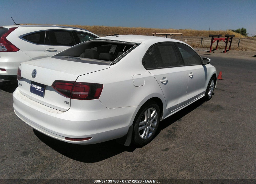 2018 VOLKSWAGEN JETTA 1.4T S VIN: 3VW2B7AJ9JM241473