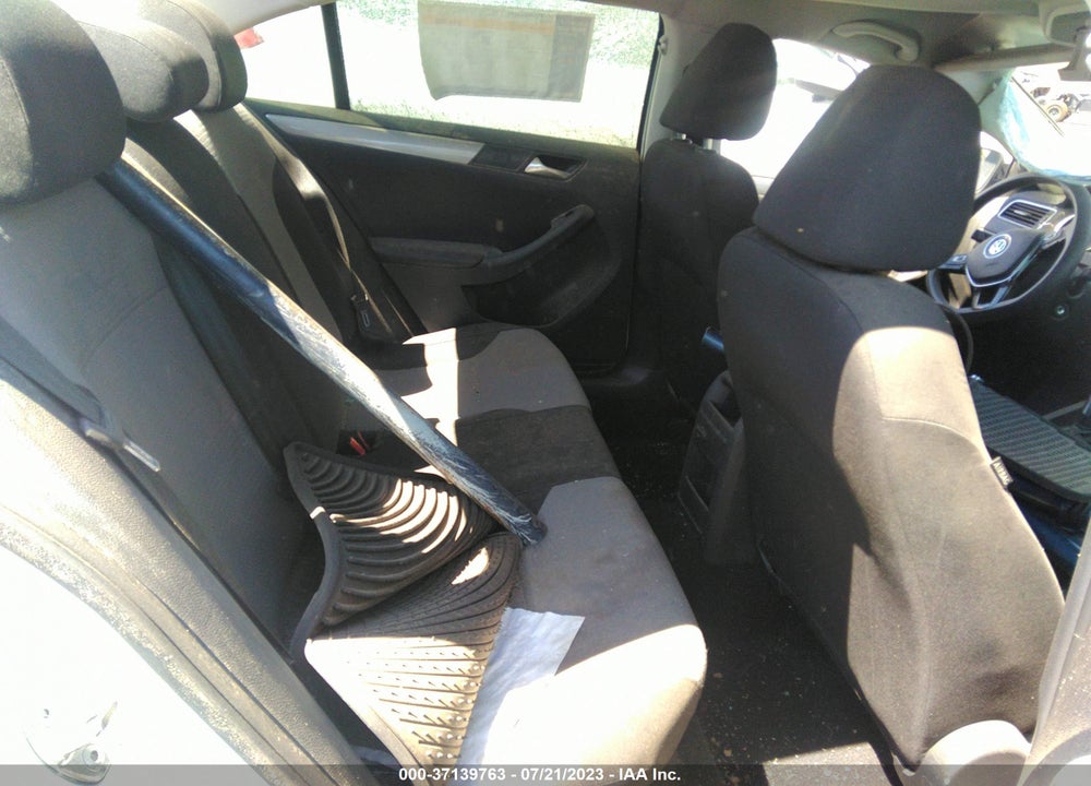 2018 VOLKSWAGEN JETTA 1.4T S VIN: 3VW2B7AJ9JM241473