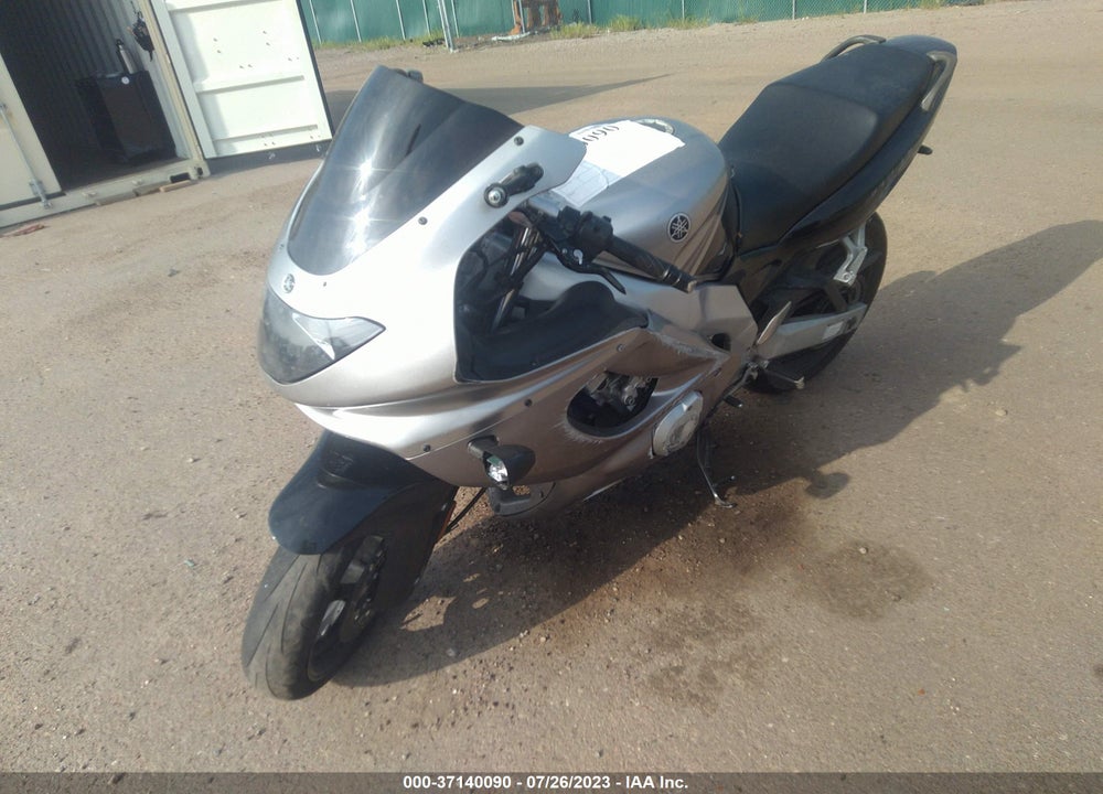 2003 YAMAHA YZF600 R VIN: JYA5AHE043A037458