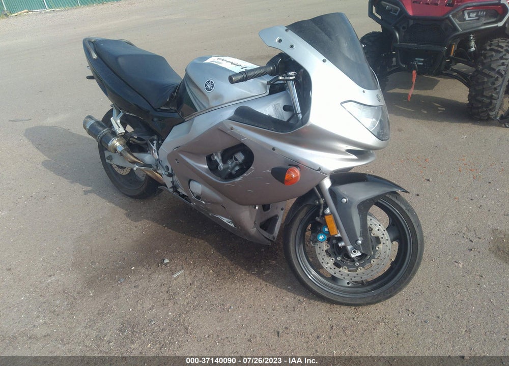 2003 YAMAHA YZF600 R VIN: JYA5AHE043A037458
