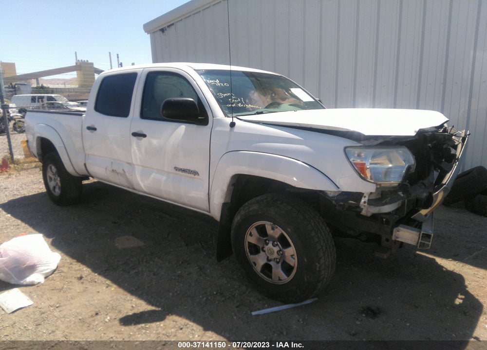 2015 TOYOTA TACOMA BASE V6 VIN: 3TMMU4FN0FM078736