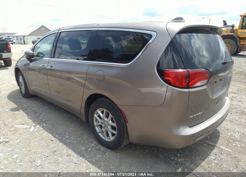 2017 CHRYSLER PACIFICA LX VIN: 2C4RC1CGXHR616089