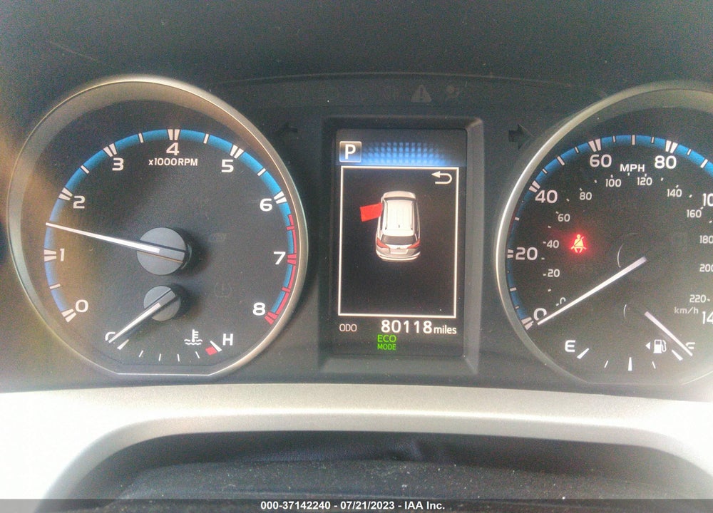 2018 TOYOTA RAV4 XLE VIN: 2T3WFREV0JW485190
