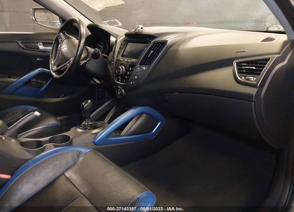 2013 HYUNDAI VELOSTER VIN: KMHTC6AE5DU096445