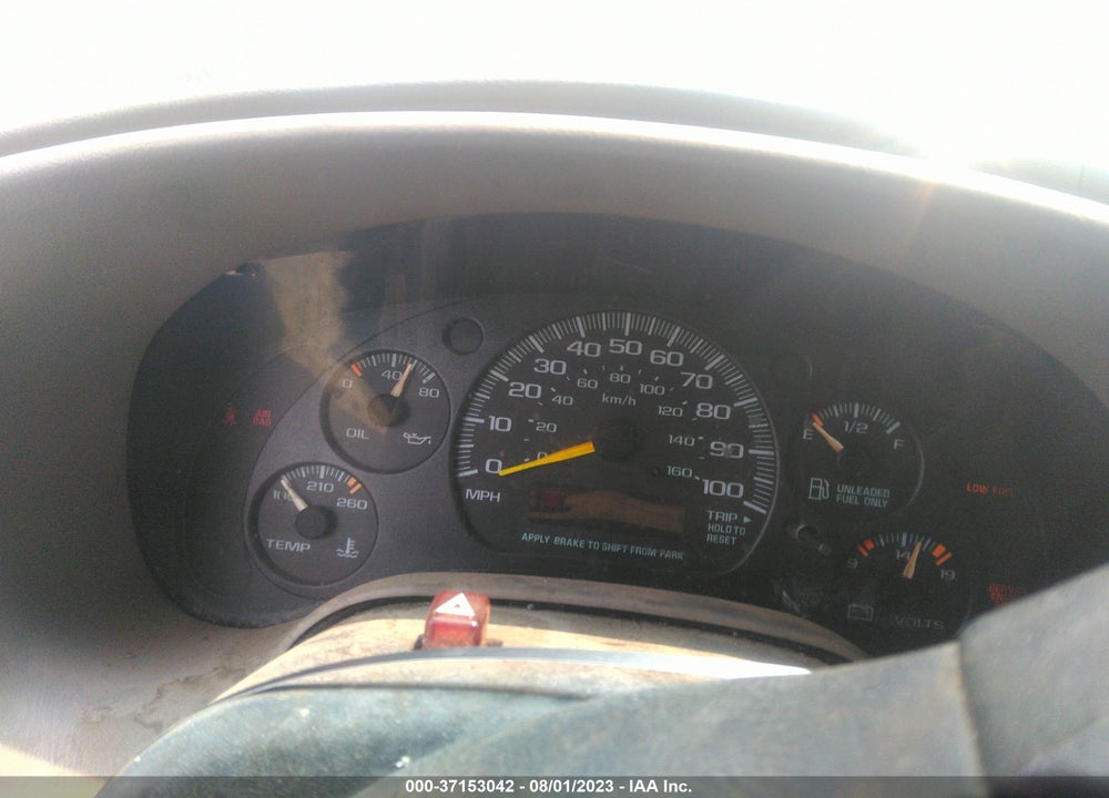 2000 CHEVROLET ASTRO VIN: 1GCDM19W0YB177053