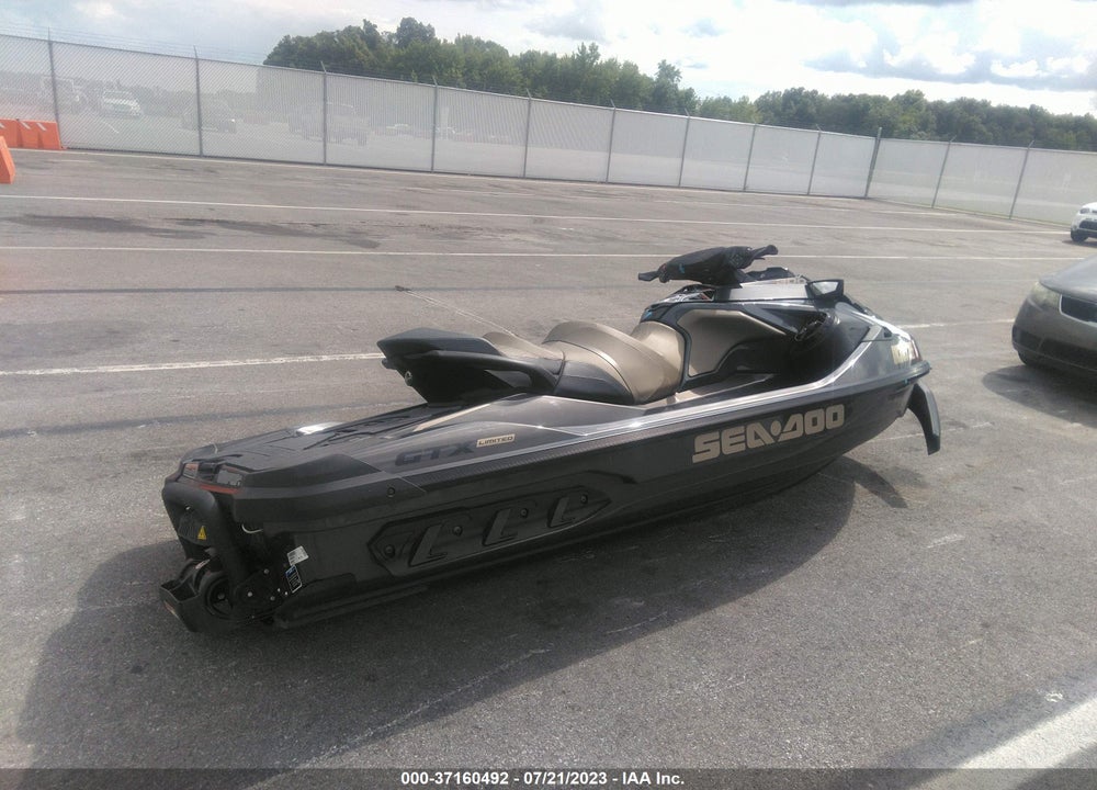 2022 SEADOO GTX-300 LIMITED VIN: 00000YDV48885A222