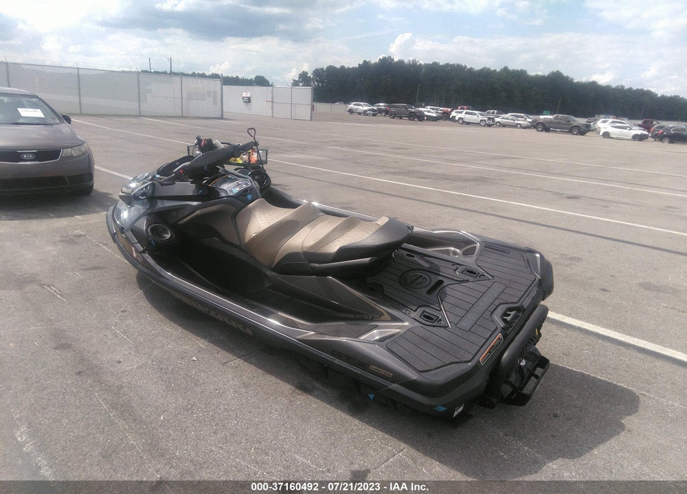 2022 SEADOO GTX-300 LIMITED VIN: 00000YDV48885A222