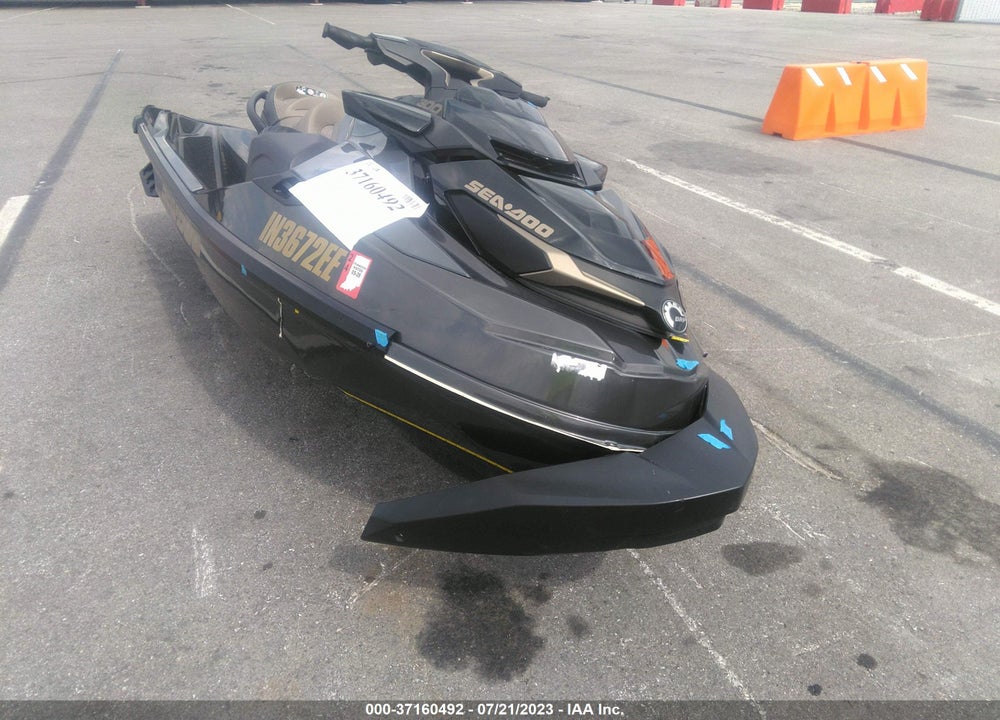 2022 SEADOO GTX-300 LIMITED VIN: 00000YDV48885A222