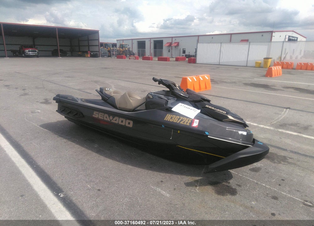 2022 SEADOO GTX-300 LIMITED VIN: 00000YDV48885A222