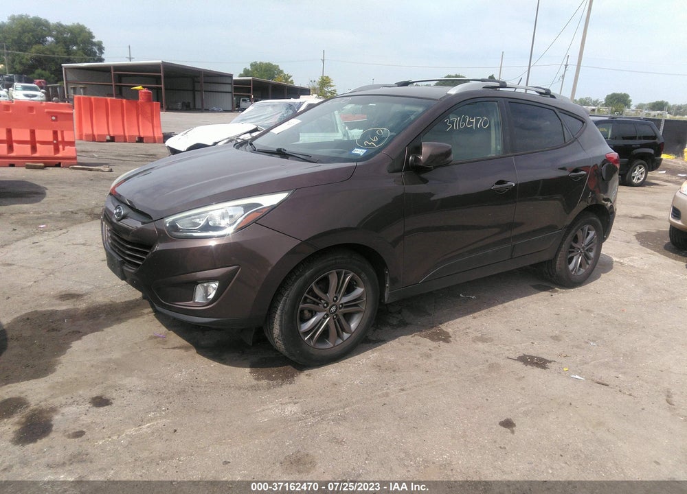2015 HYUNDAI TUCSON SE VIN: KM8JU3AG7FU032530