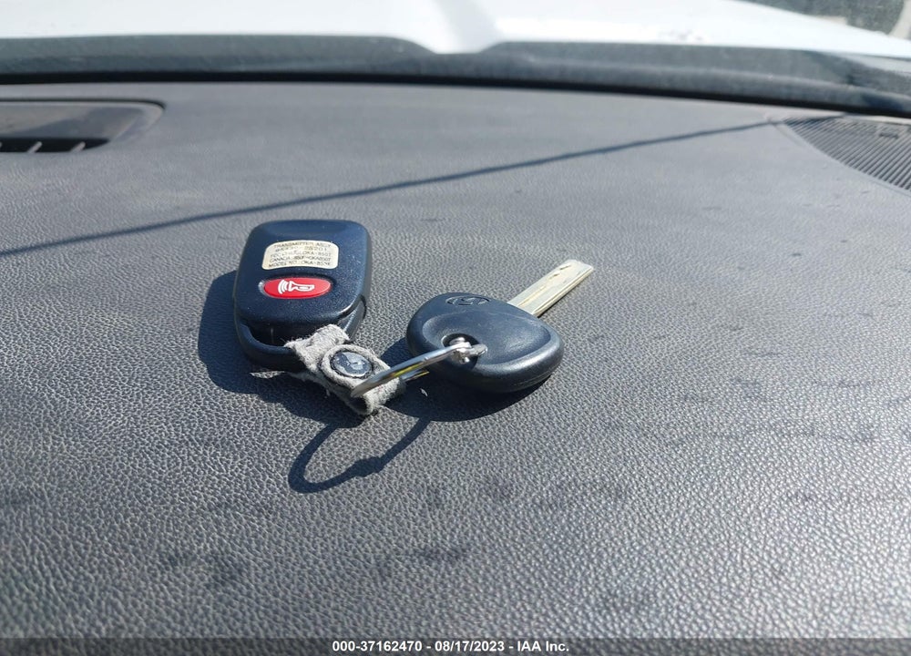 2015 HYUNDAI TUCSON SE VIN: KM8JU3AG7FU032530
