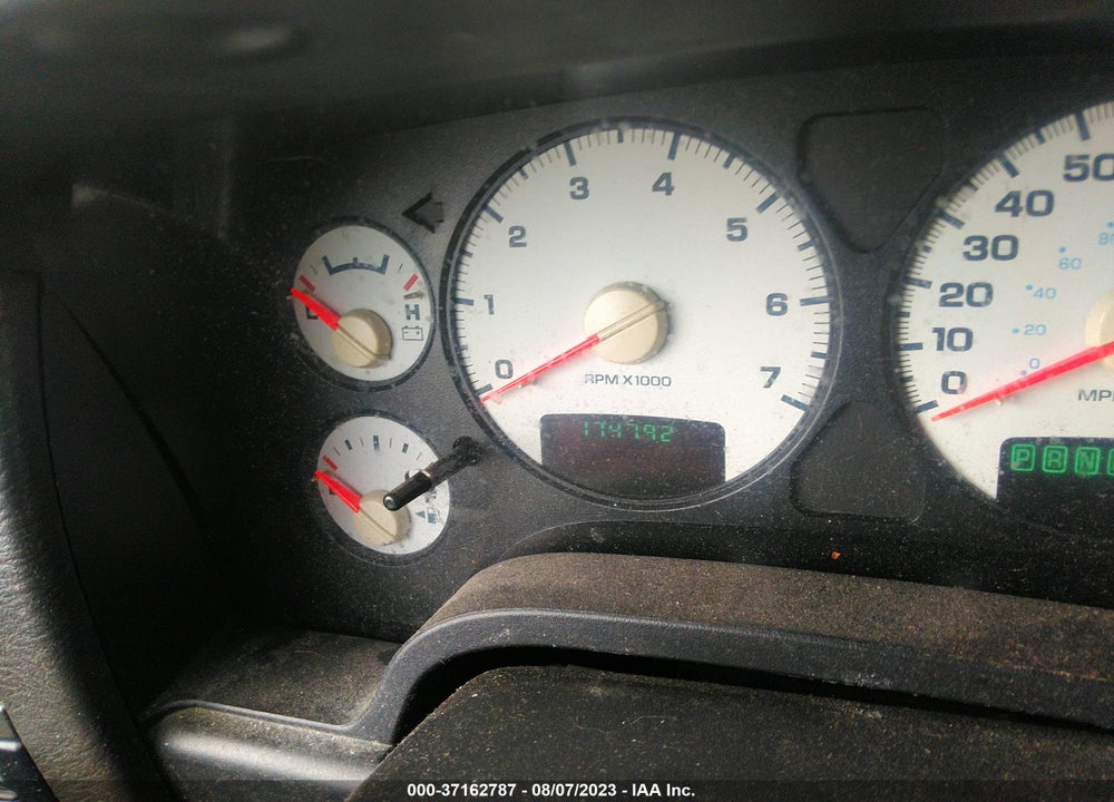 2004 DODGE RAM 1500 ST VIN: 1D7HA18K84J135714