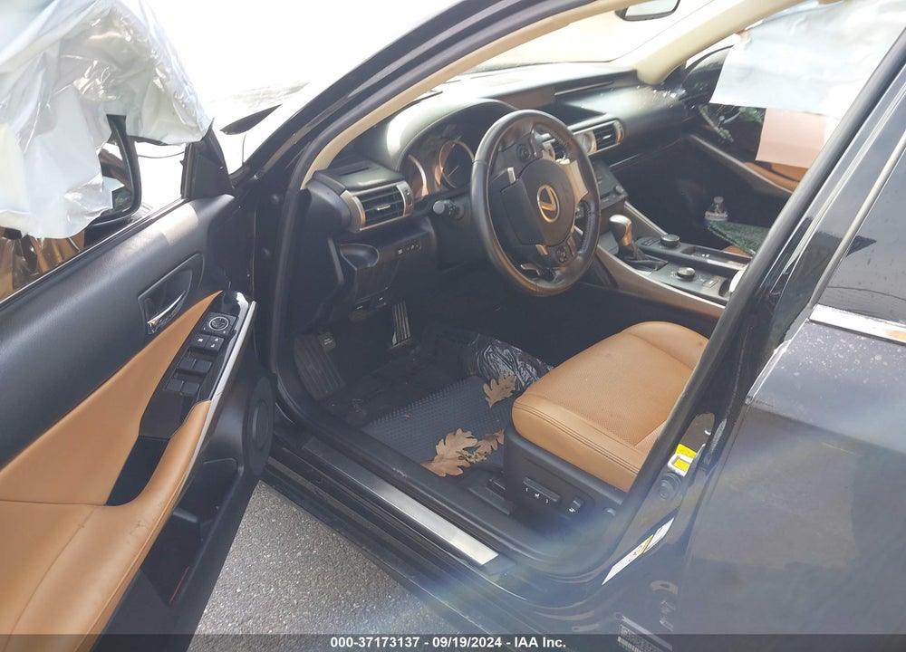 2016 LEXUS IS 300 VIN: JTHCM1D24G5014157
