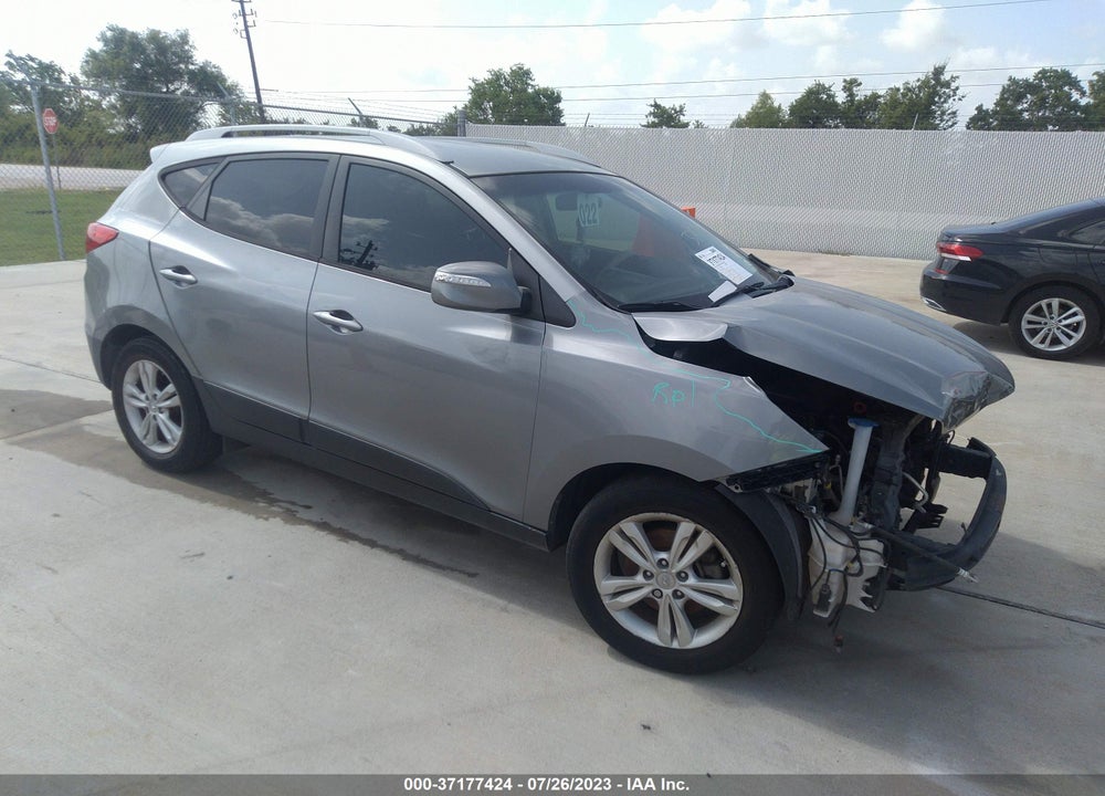 2013 HYUNDAI TUCSON GLS VIN: KM8JU3AC4DU741555