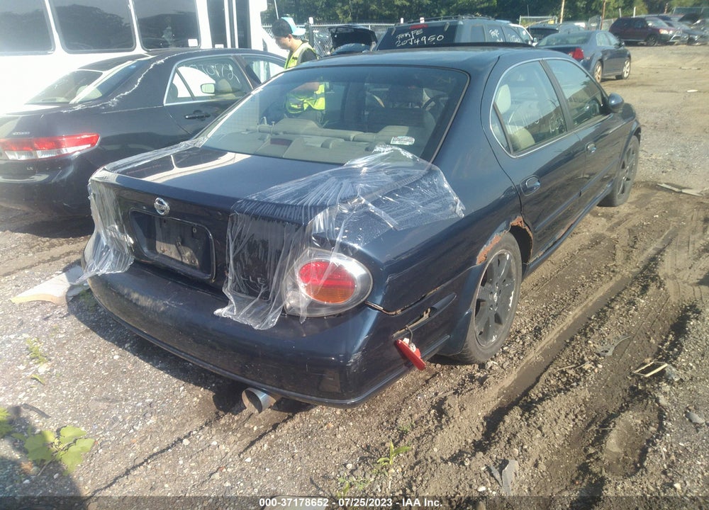 2002 NISSAN MAXIMA GLE VIN: JN1DA31A62T305367