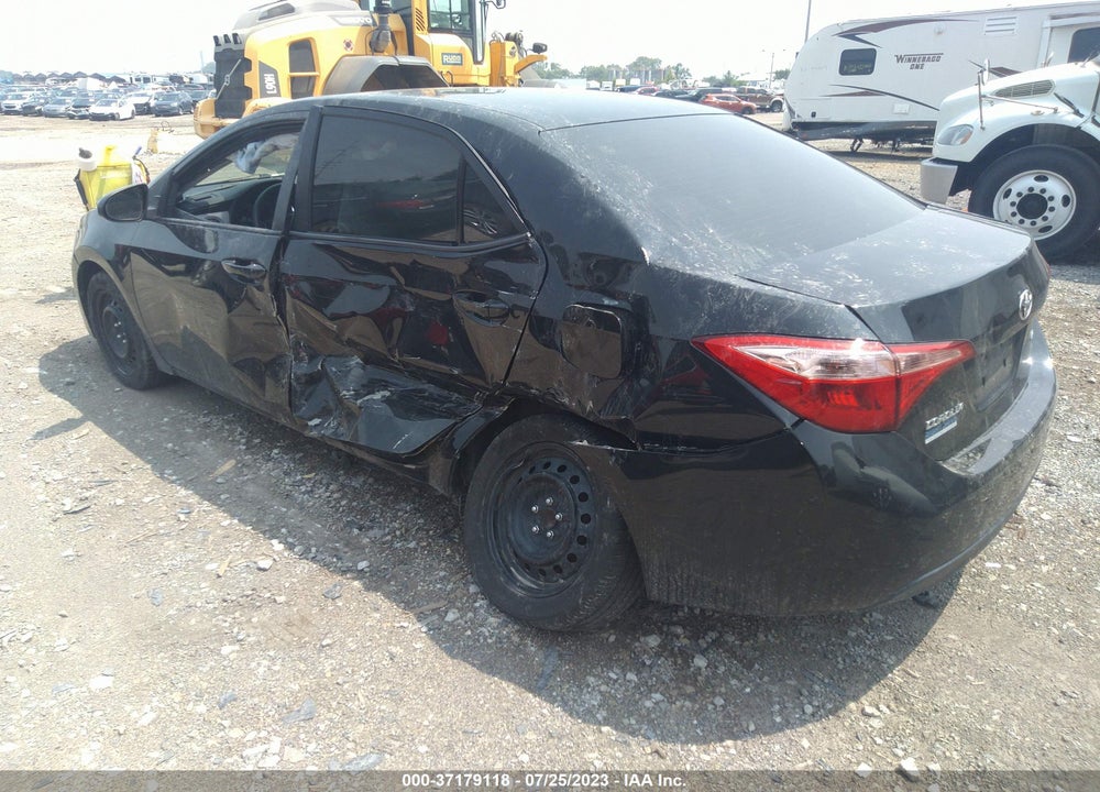 2018 TOYOTA COROLLA VIN: 5YFBURHE3JP742465