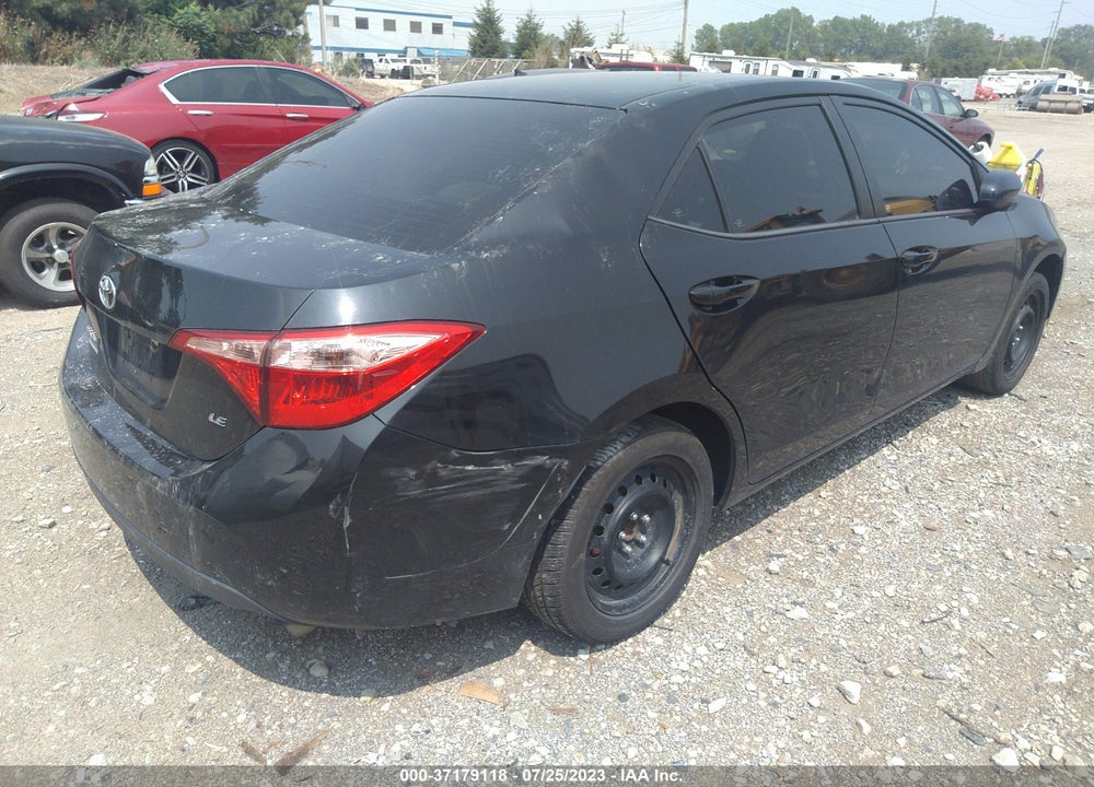 2018 TOYOTA COROLLA VIN: 5YFBURHE3JP742465