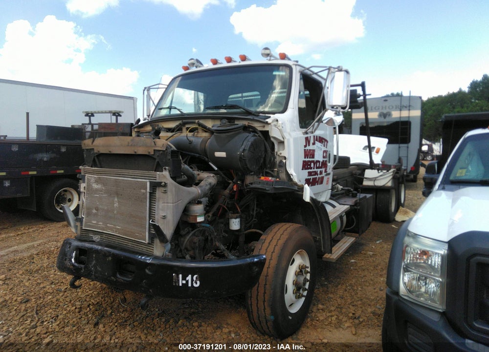 2005 STERLING TRUCK L9500 9500 VIN: 2FZHAZCV55AU92583