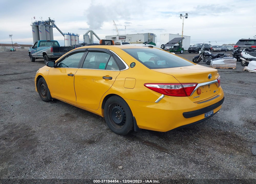 2015 TOYOTA CAMRY HYBRID LE VIN: 4T1BD1FK3FU175951