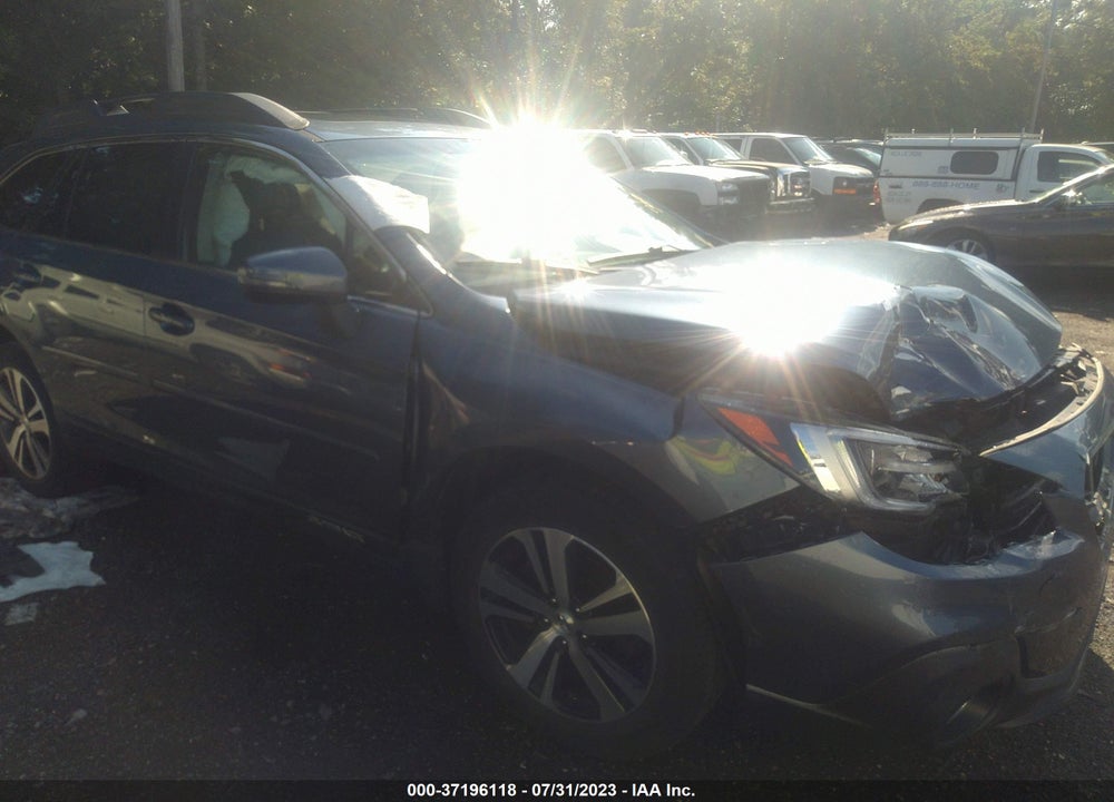 2018 SUBARU OUTBACK 2.5I LIMITED VIN: 4S4BSANC0J3258395