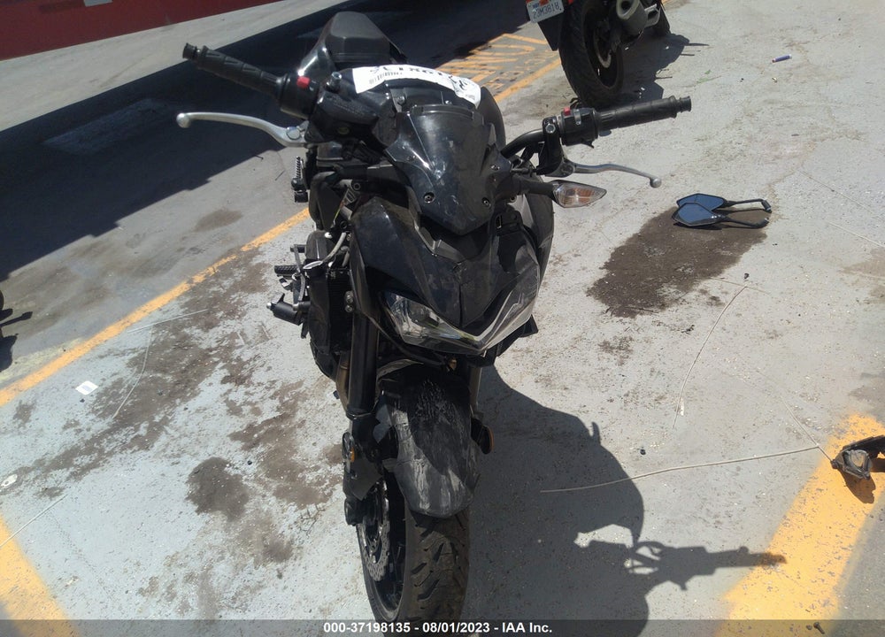 2017 KAWASAKI ZR900 VIN: JKAZR2B11HDA16434