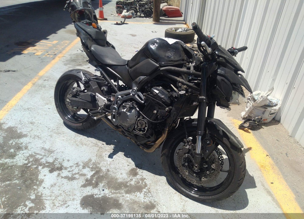 2017 KAWASAKI ZR900 VIN: JKAZR2B11HDA16434
