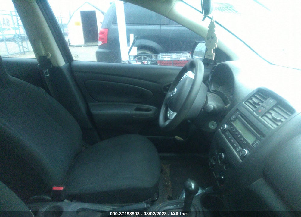 2015 NISSAN VERSA 1.6 S+ VIN: 3N1CN7AP0FL823643