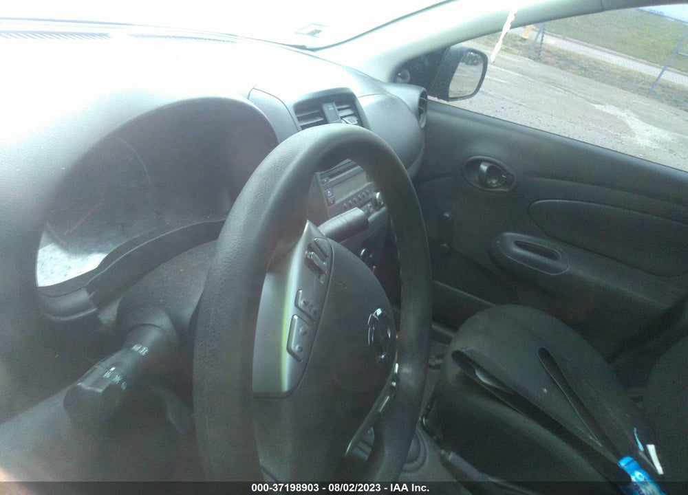 2015 NISSAN VERSA 1.6 S+ VIN: 3N1CN7AP0FL823643