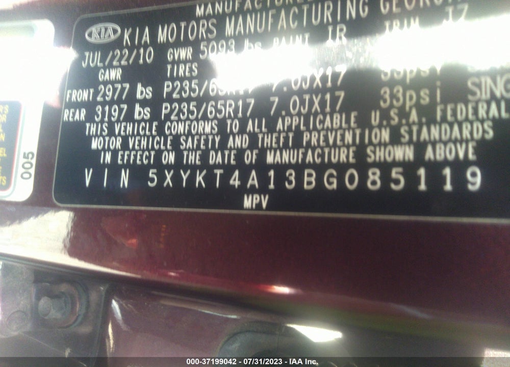 2011 KIA SORENTO LX VIN: 5XYKT4A13BG085119