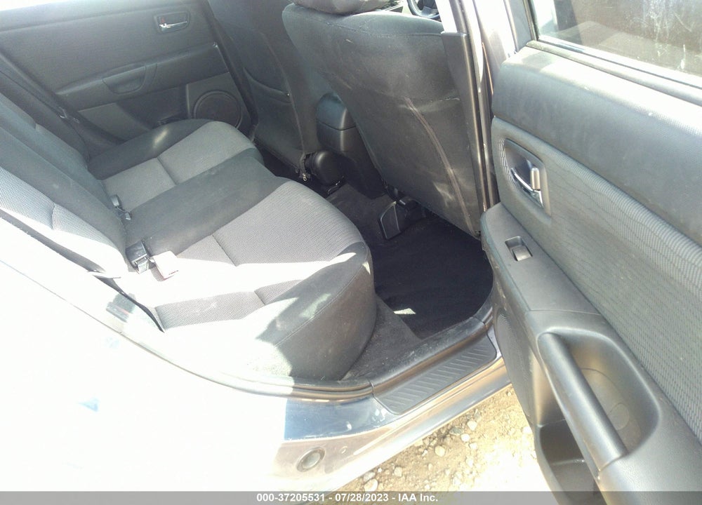 2008 MAZDA 3 I TOURING VALUE VIN: JM1BK32F781179830