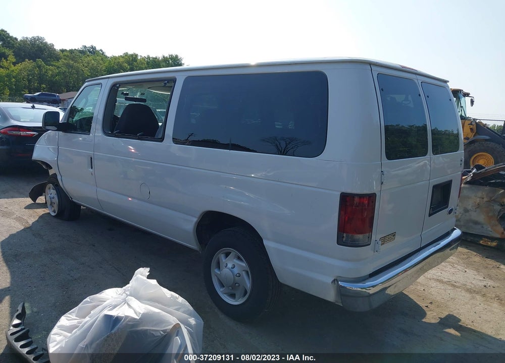 2005 FORD E-350 SUPER DUTY CHATEAU/XLT/XL VIN: 1FBNE31L75HB12552