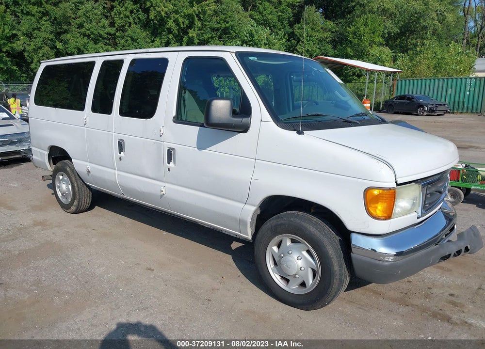2005 FORD E-350 SUPER DUTY CHATEAU/XLT/XL VIN: 1FBNE31L75HB12552