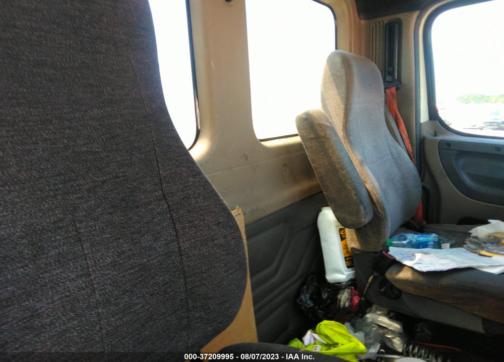 2012 FREIGHTLINER CASCADIA 125 VIN: 1FUJGEBG8CLBL8620