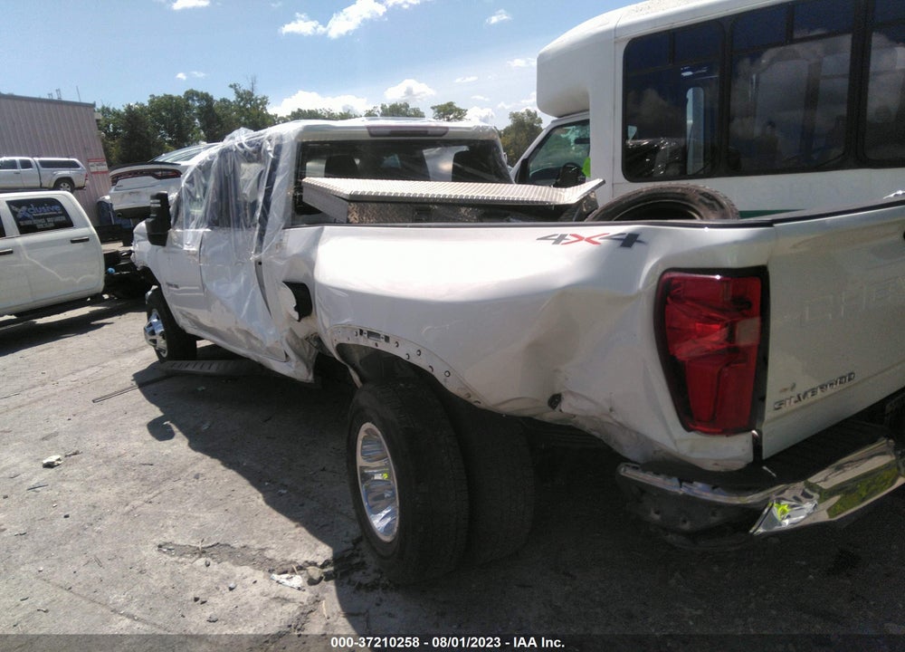 2022 CHEVROLET SILVERADO 3500HD 4WD  LONG BED LT VIN: 1GC4YTEY7NF350367