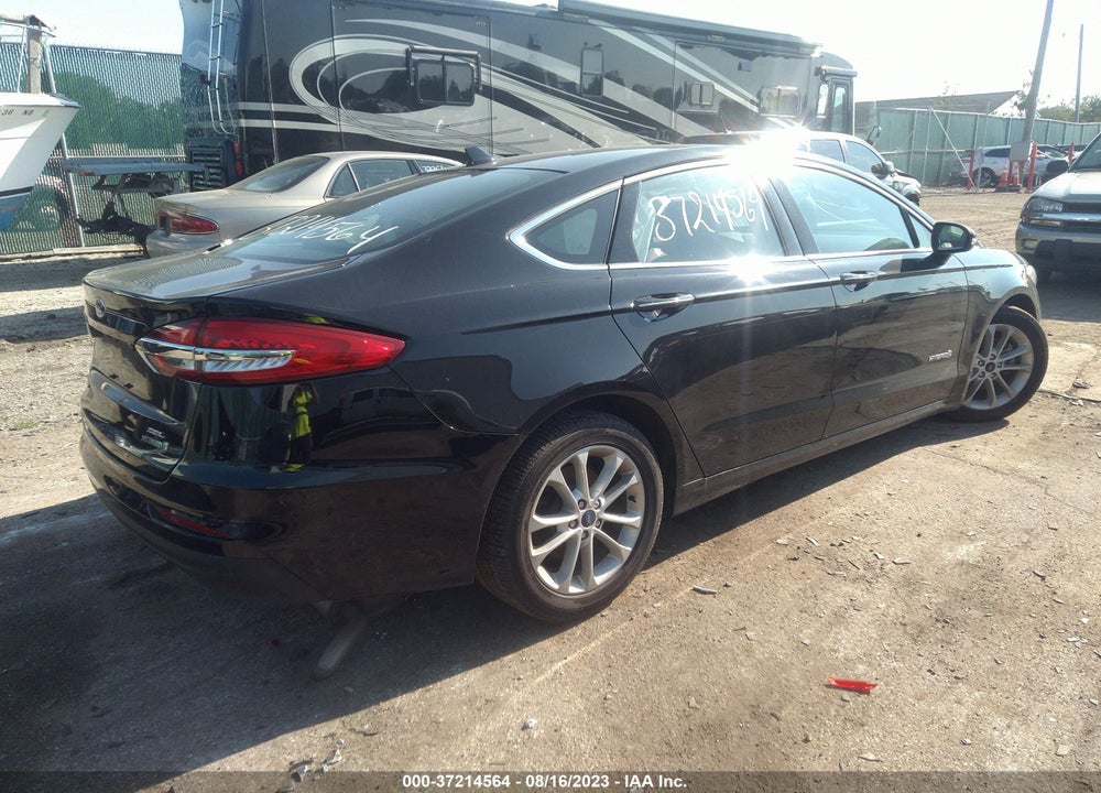 2019 FORD FUSION HYBRID SEL VIN: 3FA6P0MU1KR130820