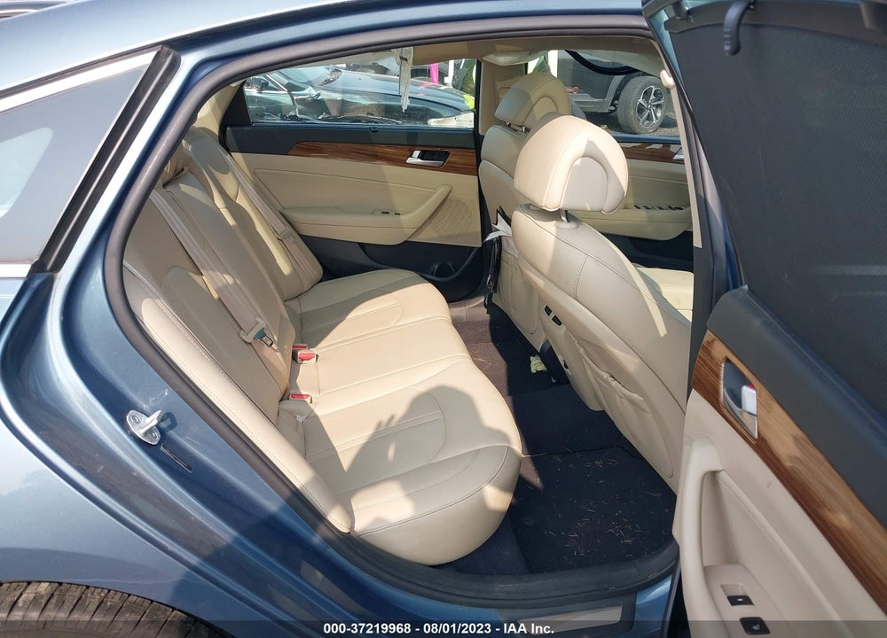 2015 HYUNDAI SONATA LIMITED VIN: 5NPE34AF1FH133711