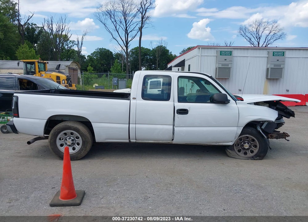 2005 CHEVROLET SILVERADO 1500 WORK TRUCK VIN: 1GCEC19X25Z217328