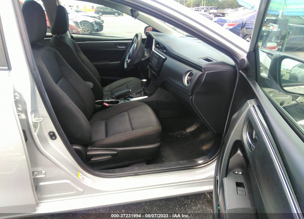 2019 TOYOTA COROLLA LE VIN: 5YFBURHE1KP940432